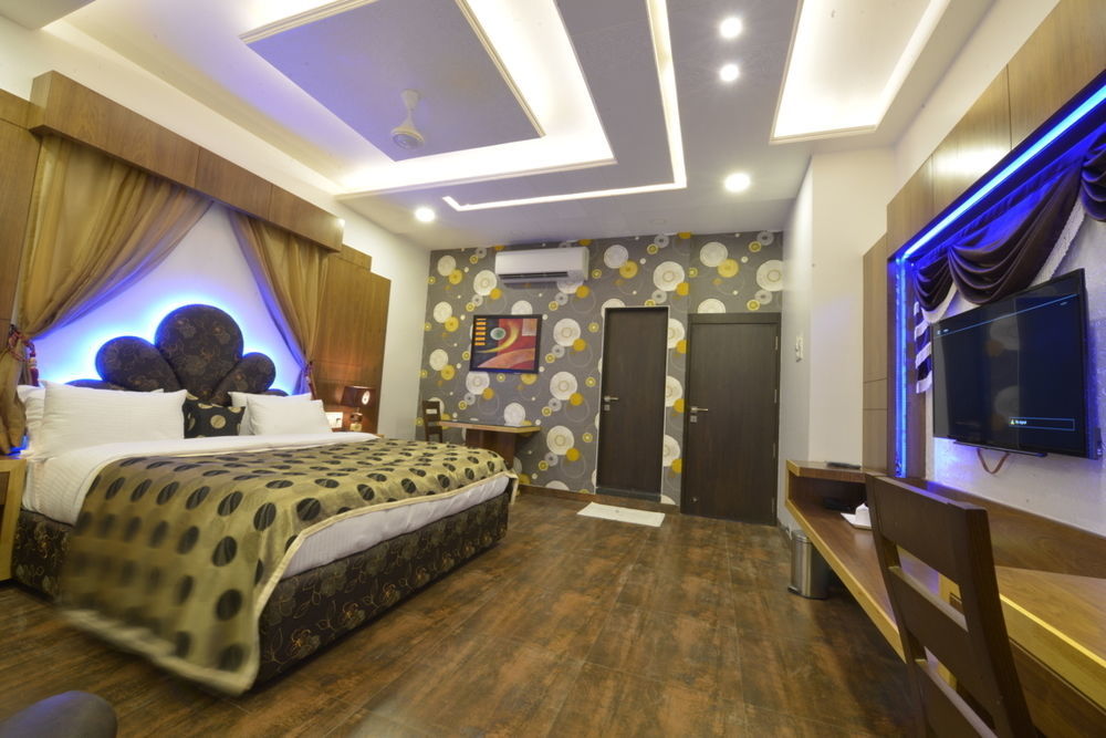 Hotel Jp International Аурангабад Экстерьер фото